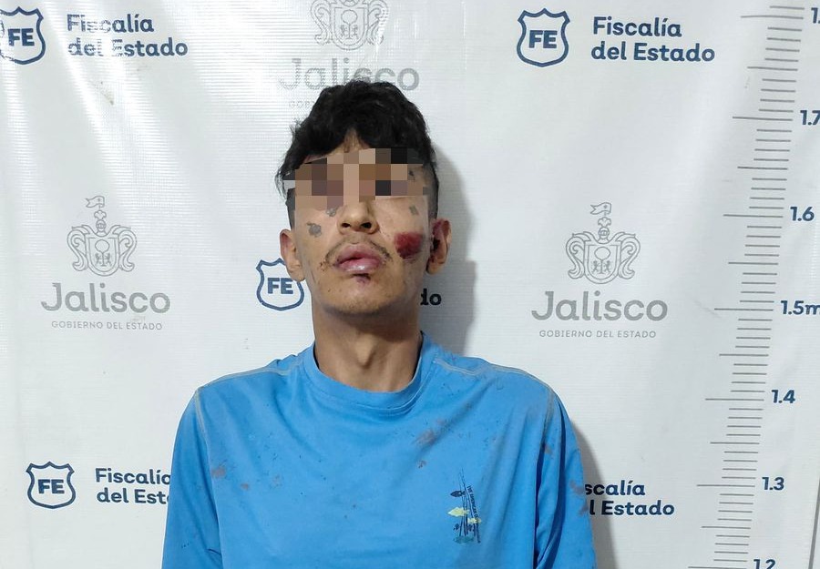 ¡Persecución, choque y captura! Cae ladrón tras robar camioneta a punta de pistola en El Salto