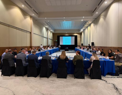 El Salto refuerza vinculación con parques industriales