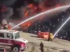 Activan emergencia atmosférica en Puerto Vallarta por incendio de llantas