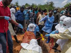 Brote de ébola en África supera capacidad sanitaria, advierte la OMS